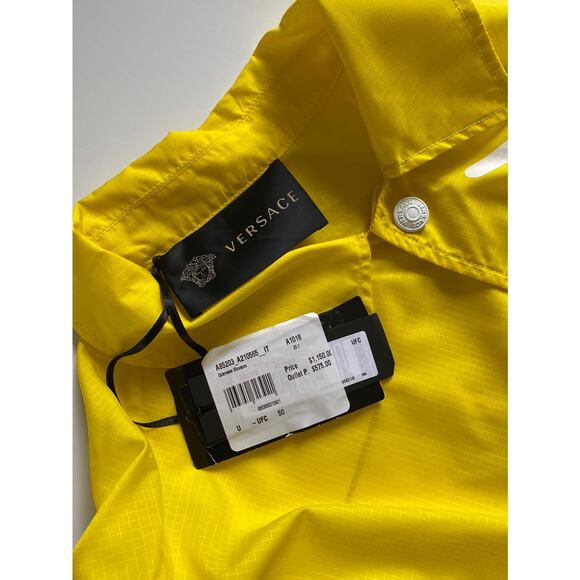 Versace Men's Button Down Yellow Raincoat Jacket S (46 Euro) A85203 IT NWT $1150 - Picture 10 of 11